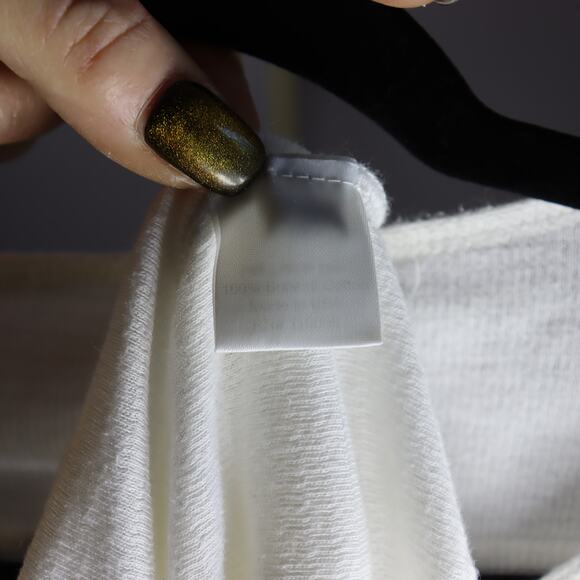 Nightcap Sheer White Ribbed Long Sleeve Top Size 4 Lightweight Tee - FLAWED - Picture 6 of 7